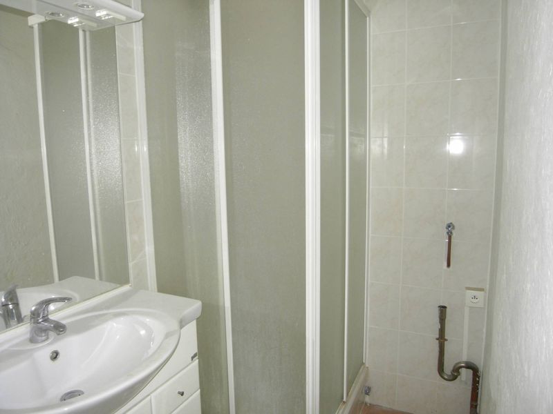 LOCATION APPARTEMENT TYPE 1 13006 PROCHE METRO