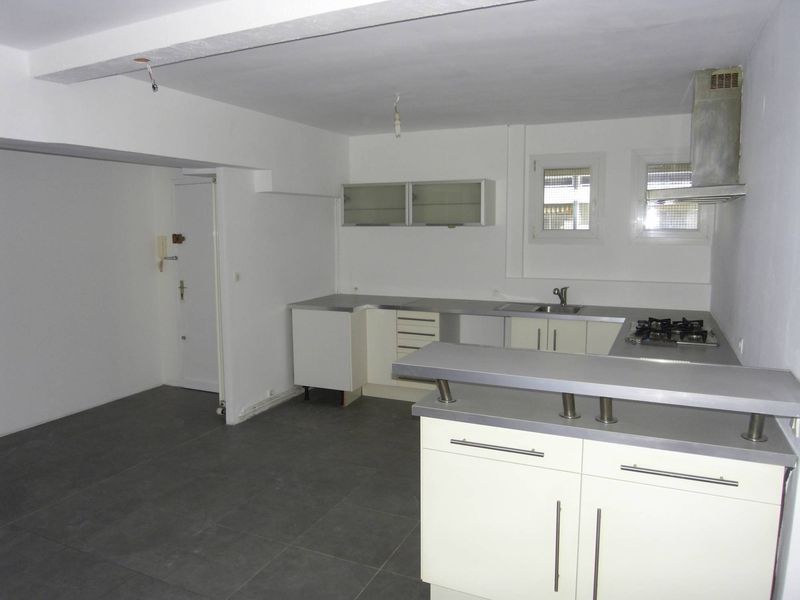 Appartement t3 à louer à Marseille 13005 Conception