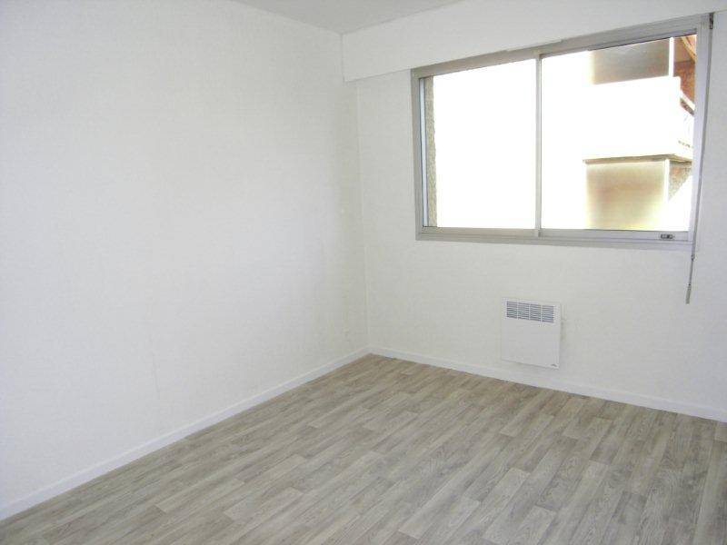Appartement T4 – Résidence de standing avec parc, place de parking et cave dans le 12ème arrondissement de Marseille. 