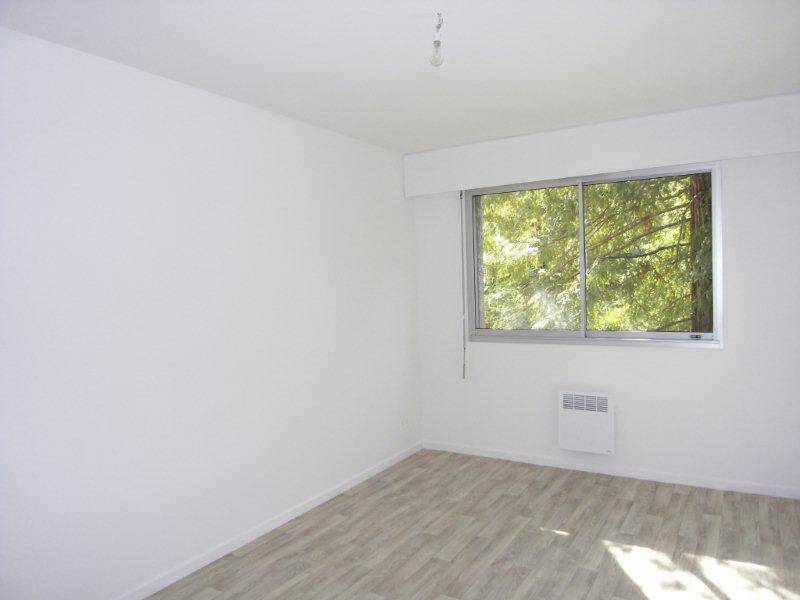 Appartement T4 – Résidence de standing avec parc, place de parking et cave dans le 12ème arrondissement de Marseille. 