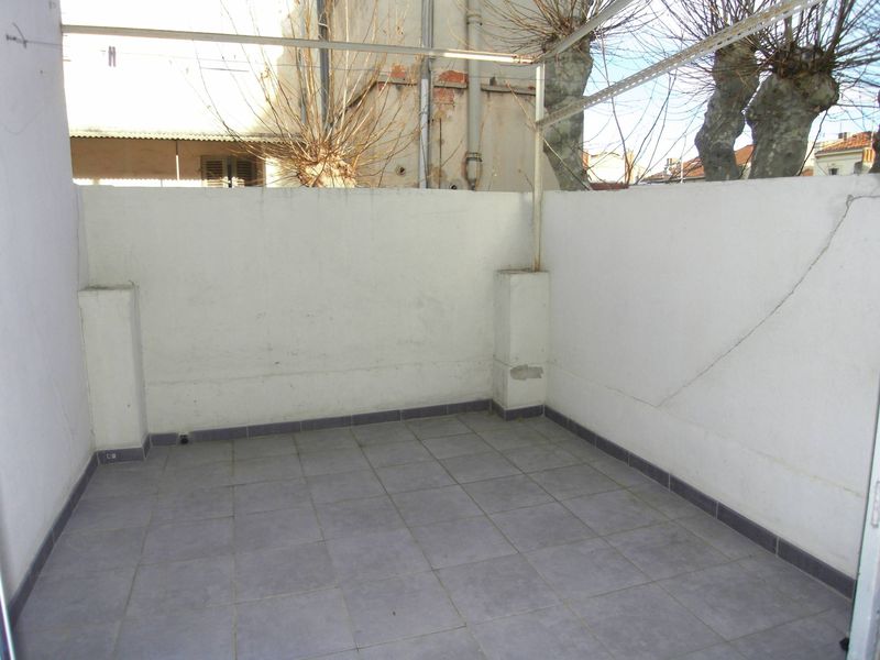 A louer appartement 4 pièces 71 m² avec terrasse en plein coeur de Saint Barnabé 13012 Marseille