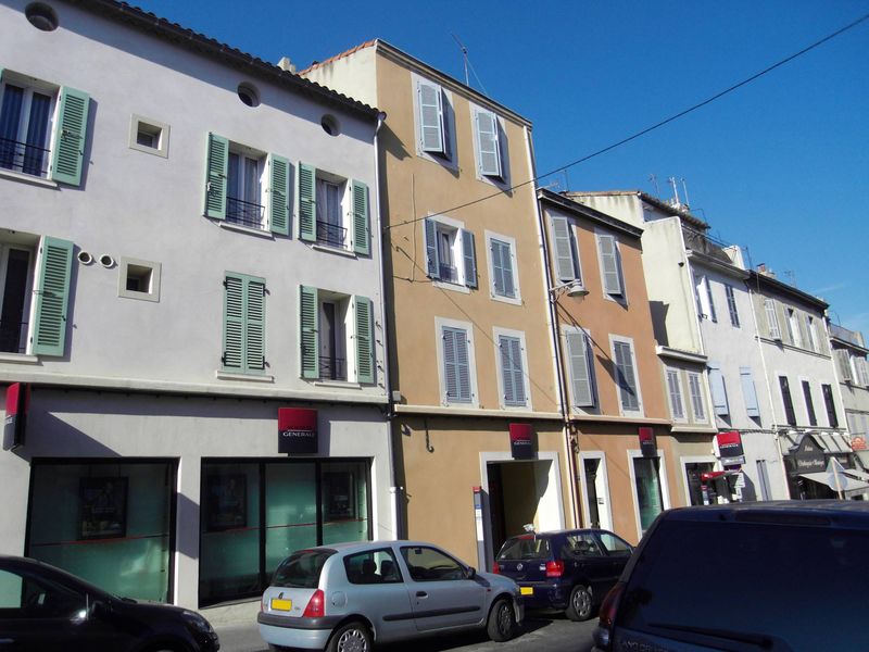 A louer Saint Barnabé village T3 45 m² avec terrasse fermée