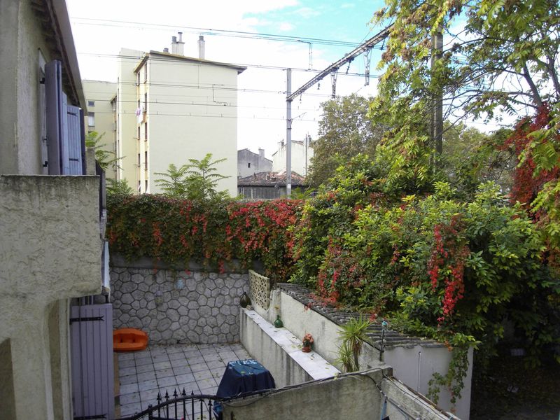 Appartement type 2 à louer à Marseille les Chartreux 4e, proche du métro