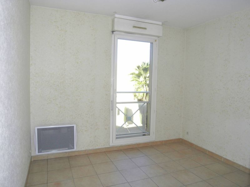 A louer 2 pièces avec terrasse et place de parking privative Saint Barnabé village 13012 Marseille