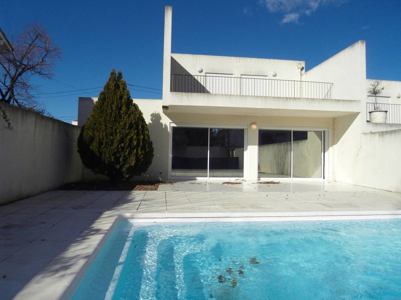 Location d'une villa contemporaine t5 Marseille 13012 St Julien