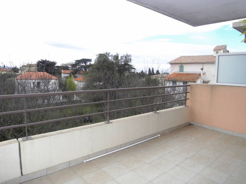 A louer  Appartement 3 pièces avec terrasse et parking Montolivet 13012 Marseille
