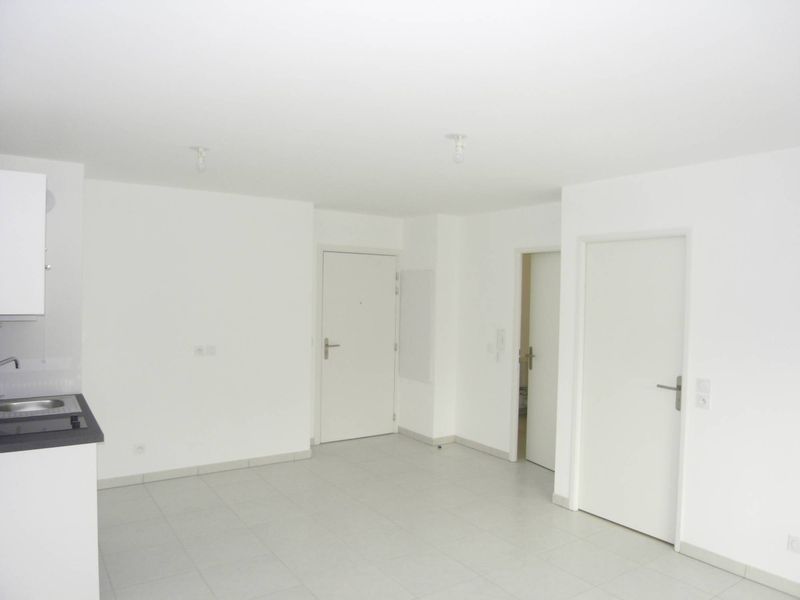 A louer appartement 2 pièces 38 m² avec parking double 13600 La Ciotat