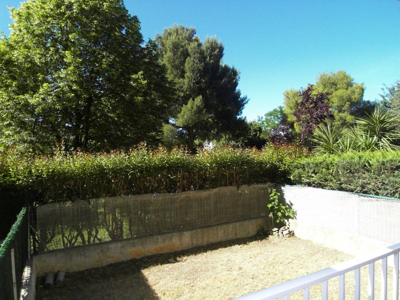A louer Fourragère 13012 Appartement 2 pièces en rez de jardin