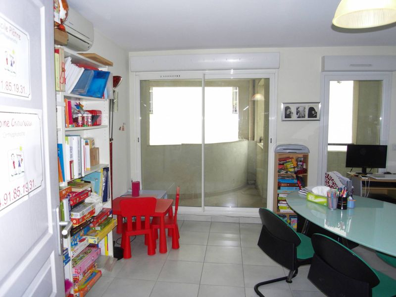 A la location Saint Barnabé 13012 Appartement 3 pièces avec terrasse