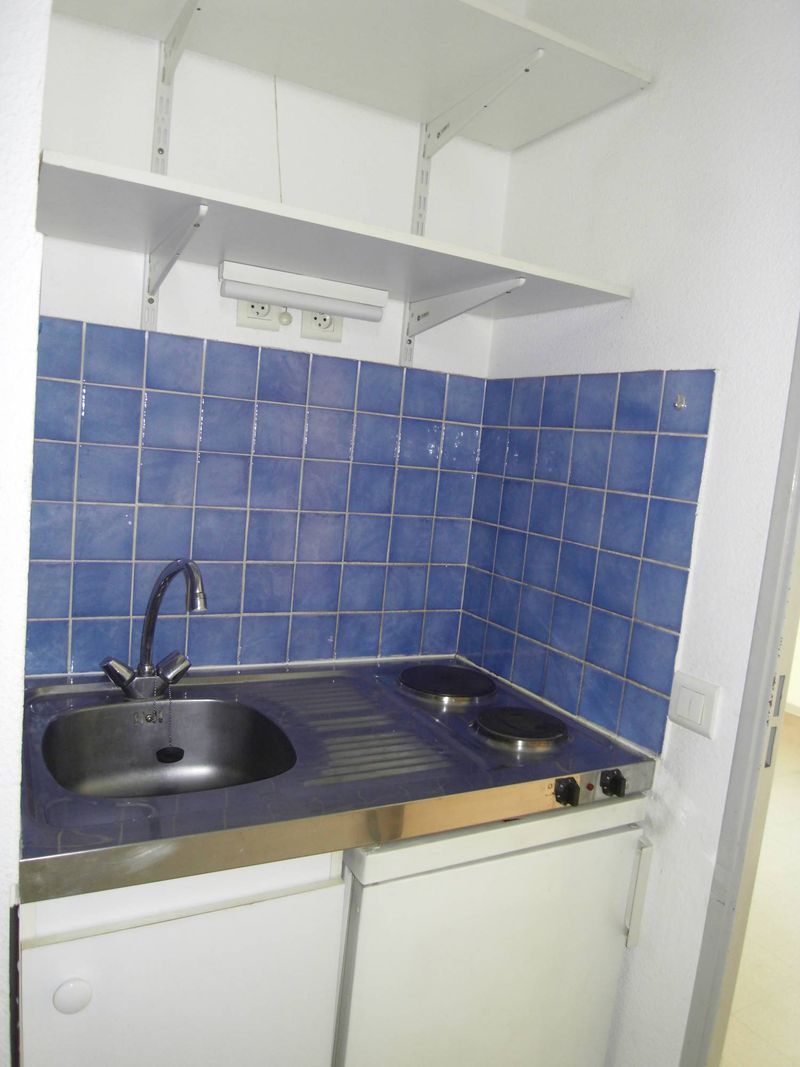 A louer Marseille 13005 Studio Baille/La Timone