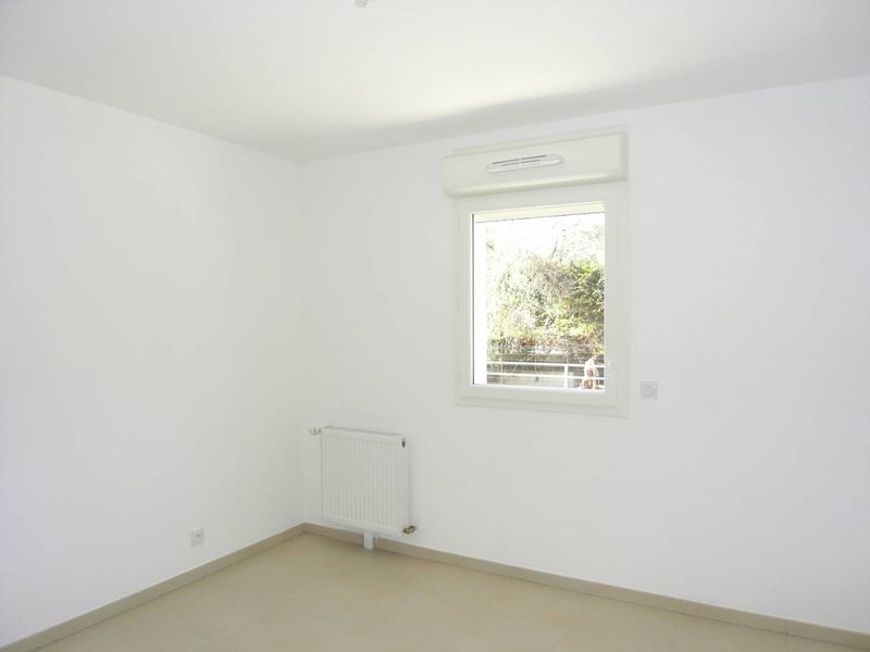 A louer appartement t2 rez-de-jardin Les Pennes Mirabeau 13170