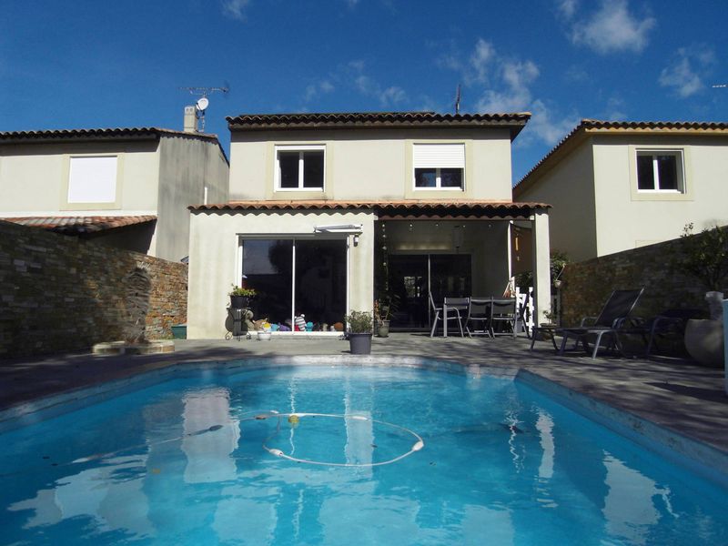 Belle villa 114 m² avec piscine 13012 Marseille