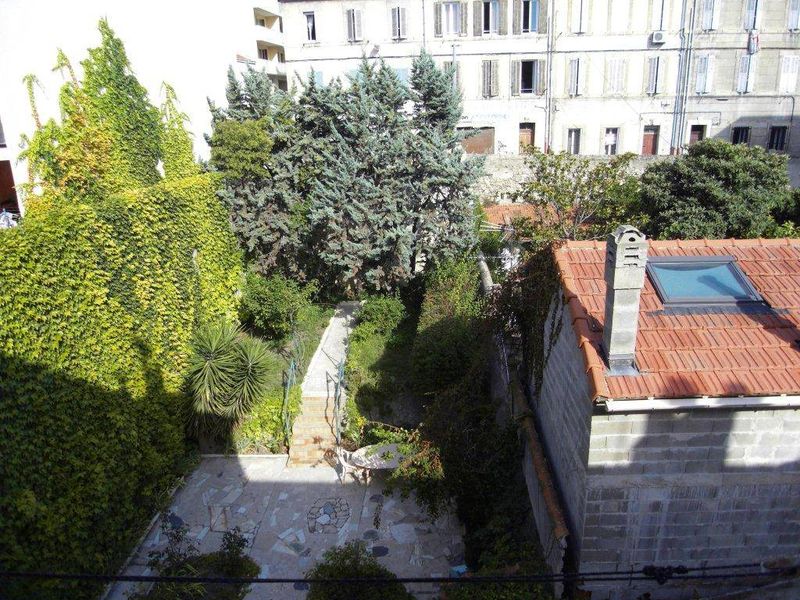 A louer MARSEILLE 13004 Chartreux T2 de 47 m²