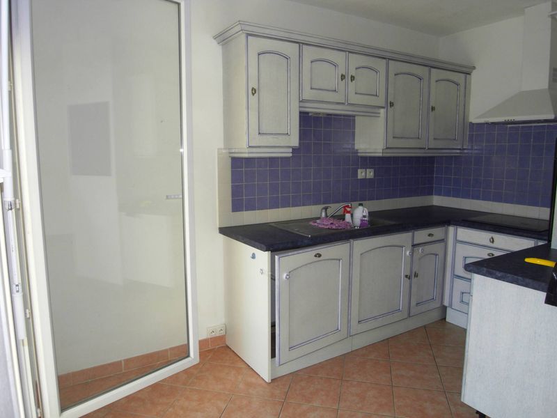 location appartement 3 pièces avec terrasse résidence récente