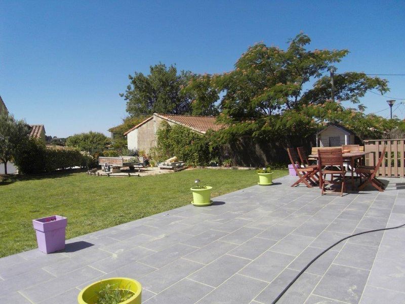 A louer Les olives 13013 Villa T5 de 116 m² avec terrain de 500 m² et garage + cave