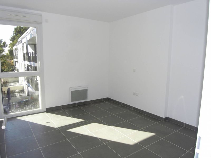 séjour A louer Appartement 3 pièces avec terrasse + garage double Les accates 13011 Marseille
