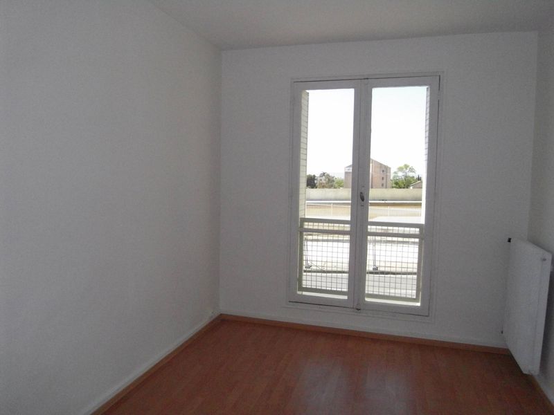 location appartement résidence L'espéroum proche du métro des commerces t3 à louer