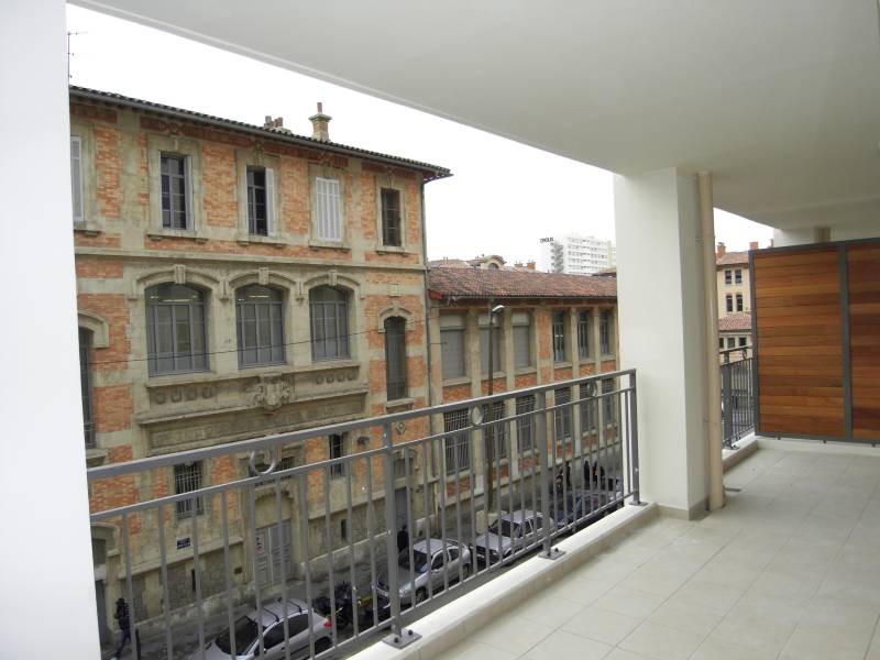 Appartement T3 avec terrasse et parking  – Marseille 3ᵉ