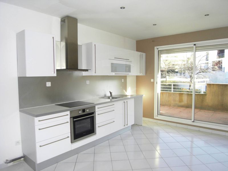 l'agence immobilière 13012 Saint barnabé location appartement type 3