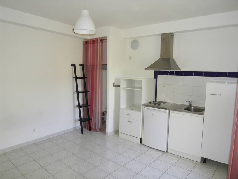 A louer Saint Barnabé 13012 Studio 19 m² proche transports