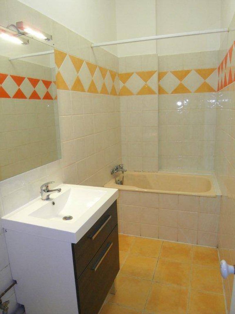 A louer 3 pièces de 57 m² secteur des chartreux 13004 Marseille