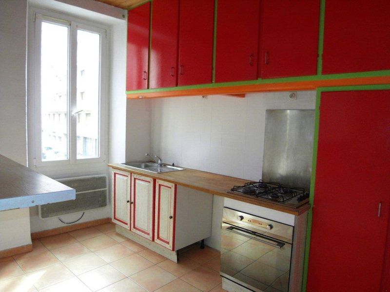A louer 3 pièces de 57 m² secteur des chartreux 13004 Marseille