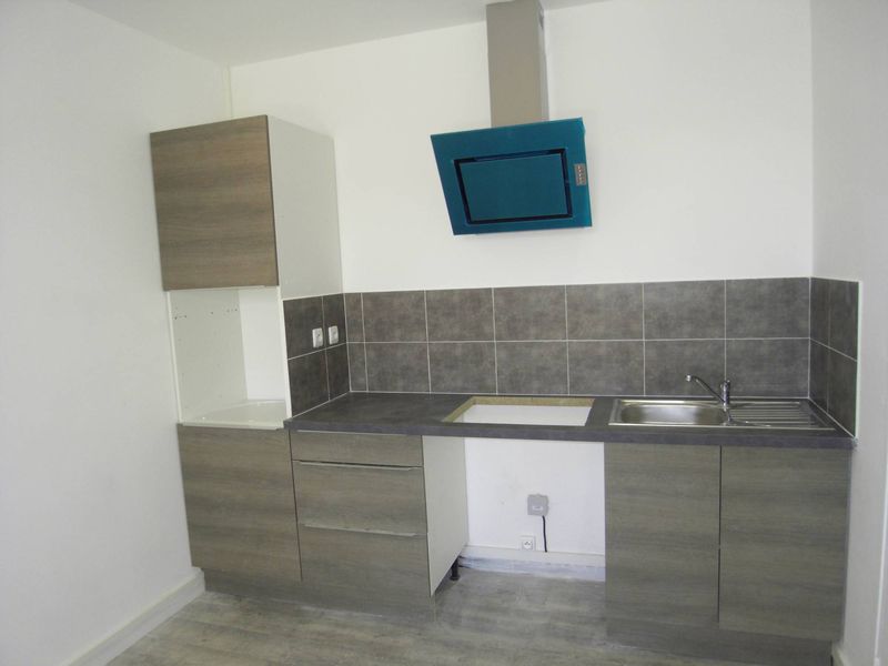A louer grand 1 pièce de 39 m² avec terrasse de 14 m² secteur Baille 13005 Marseille