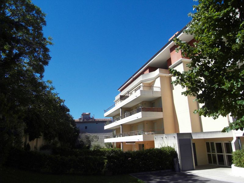 A Marseille 13012 location appartement 2 pièces + terrasse St Barnabé/Bois Luzy