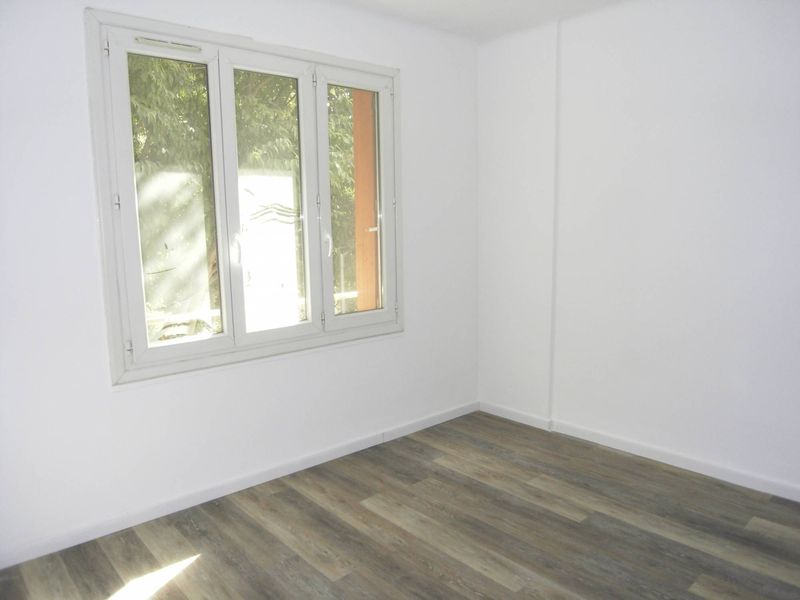 A louer appartement 2 pièces 30 m² Place Audran Les Chartreux  Marseille 13004