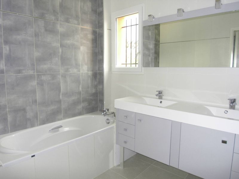 agence Provencia immobilier 13012 Marseille location villa sur plan de cuques 13380