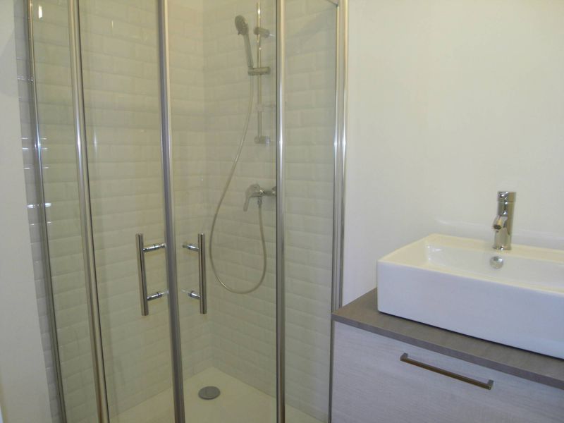 A la location secteur Timone 13010  appartement 1 pièces entièrement rénové