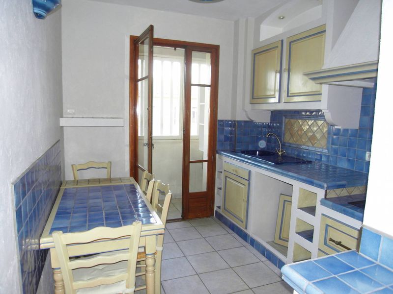 A la location 13005 Menpenti appartement 3 pièces avec balcon et cave