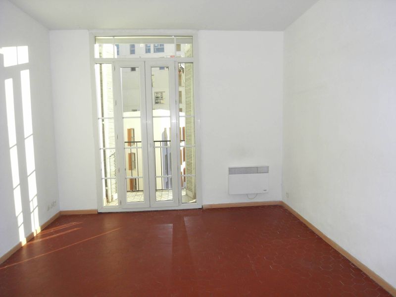 A la location 13006 Lodi/Castellane T3 de 62 m²