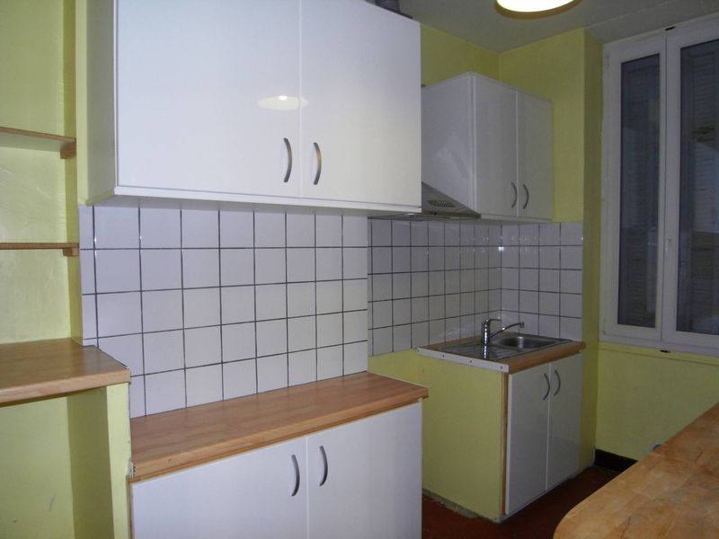 A la location 13006 Lodi/Castellane T3 de 62 m²