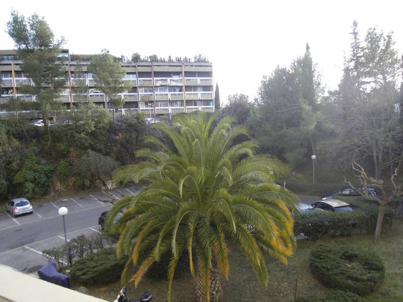 A louer grand T3 74 m² avec 2 balcons Saint Julien / Beaumont 13012 Marseille