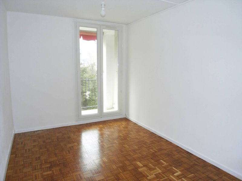 A louer La pomme/La grognarde 13011  T3 57 m² garage + chauffage inclus