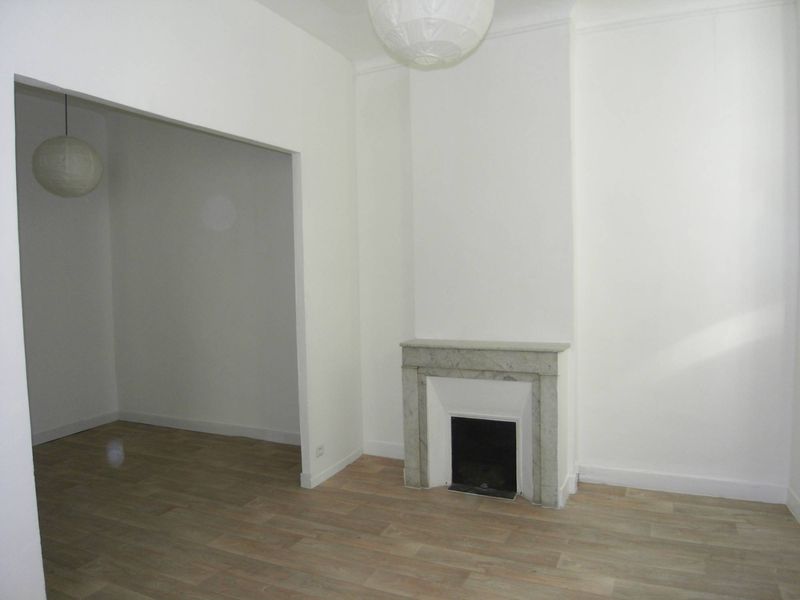 A la location Longchamps/Réformés T1/2 31 m² entièrement rénové