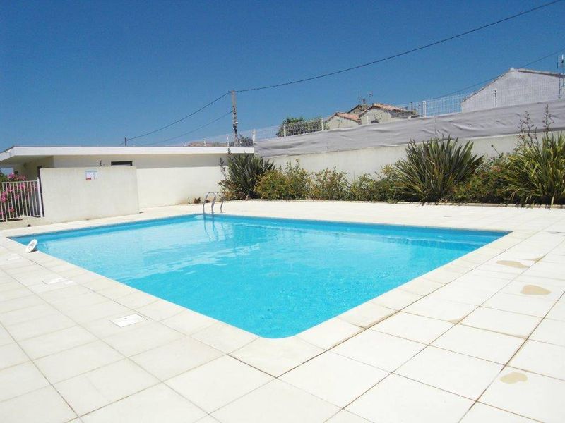 A louer Montolivet 13012 Marseille T2 de 43 m² avec terrasse de 16 m²