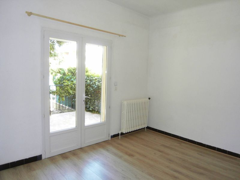 A louer Bois Luzy/Saint Barnabé T3 en rez de villa