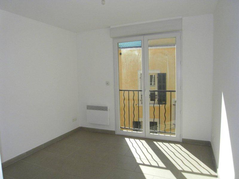 A la location 13012 Bois Luzy  Appartement 4 pièces en duplex