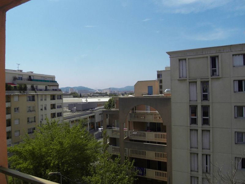 A louer Secteur Pont de vivaux 13010 T3 de 69 m²