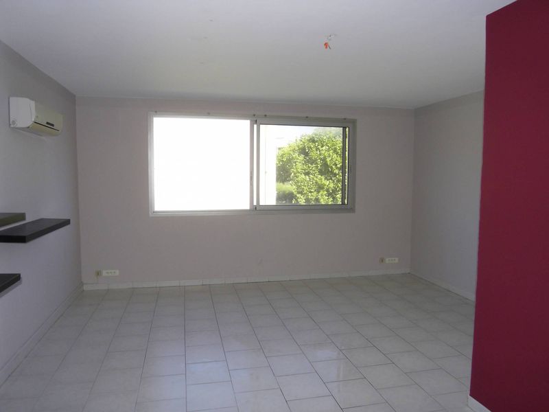 Bureau à louer à St Barnabé Marseille 13012