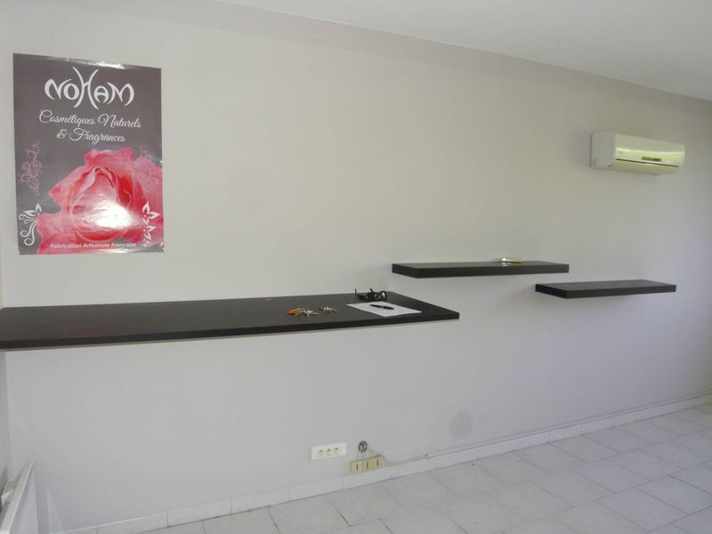 Bureau à louer à St Barnabé Marseille 13012