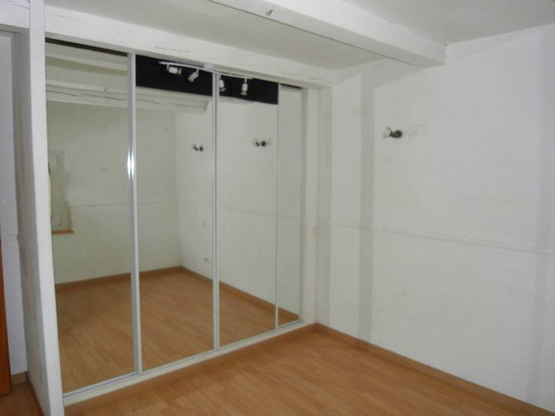A Marseille 13013 les Olives, l'agence immobilière PROVENCIA présente à la location une maison de ville en R + 1 de 60,70 m² habitables.
