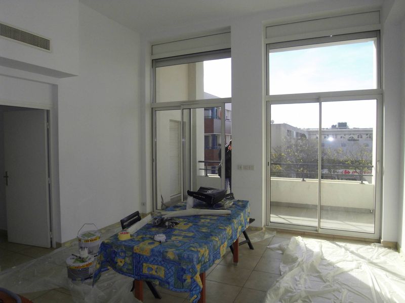 A louer appartement 3 pièces de 60 m² avec terrasse et place de parking privative Saint Barnabé village 13012 Marseille