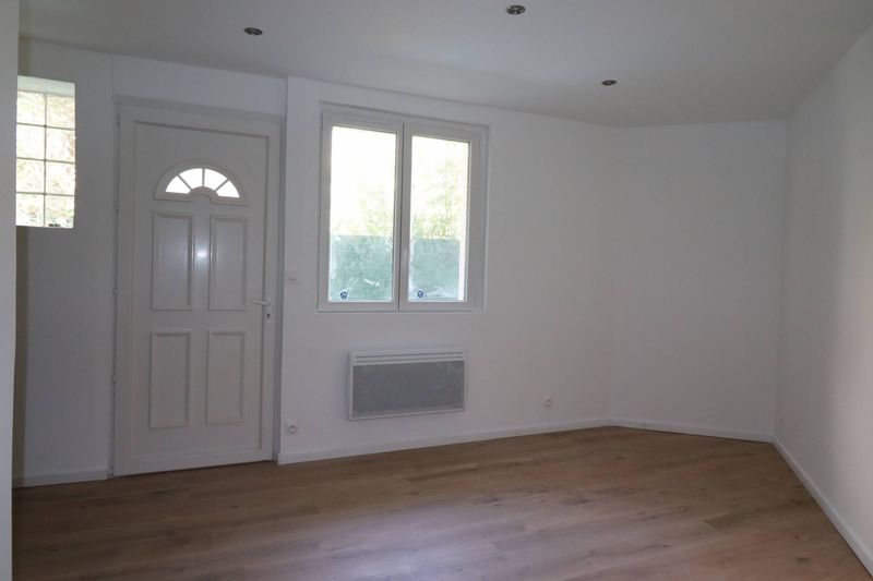 A louer studio de 18 m² en rdc secteur Baille 13005 Marseille
