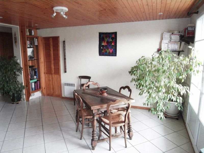 Grand appartement t2 à louer à Marseille 12e