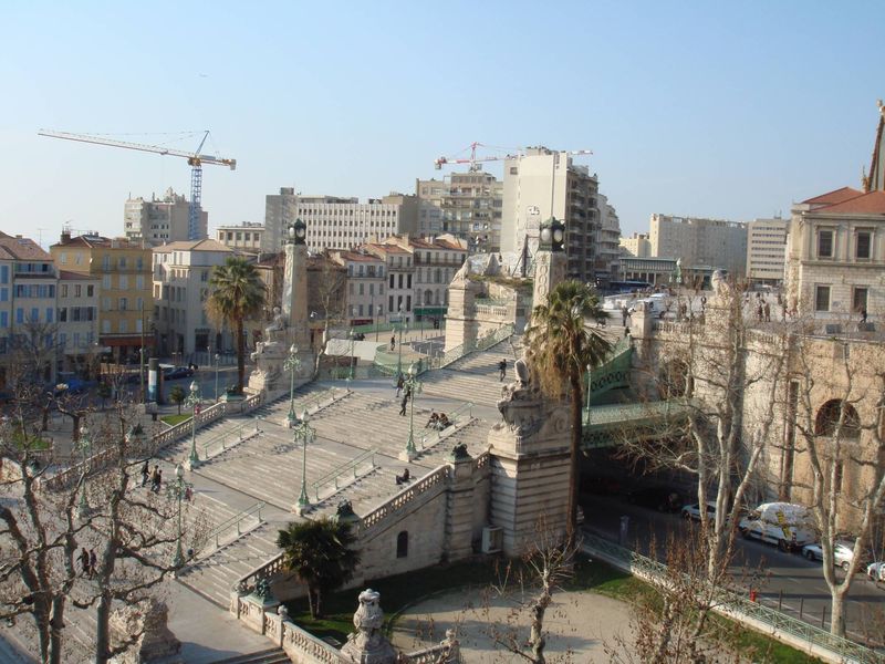 Ou trouver un appartement grande surface à louer à Marseille 13001 ?