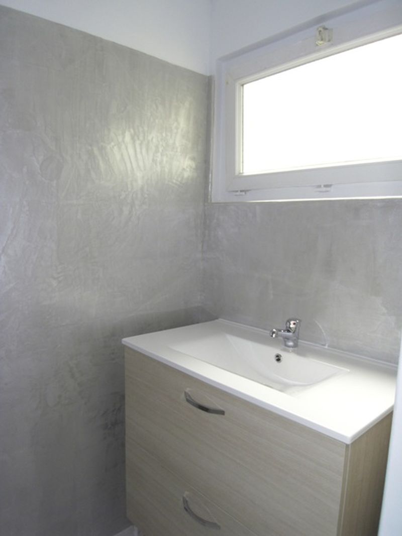 Location à Marseille 13012 appartement t2 refait neuf