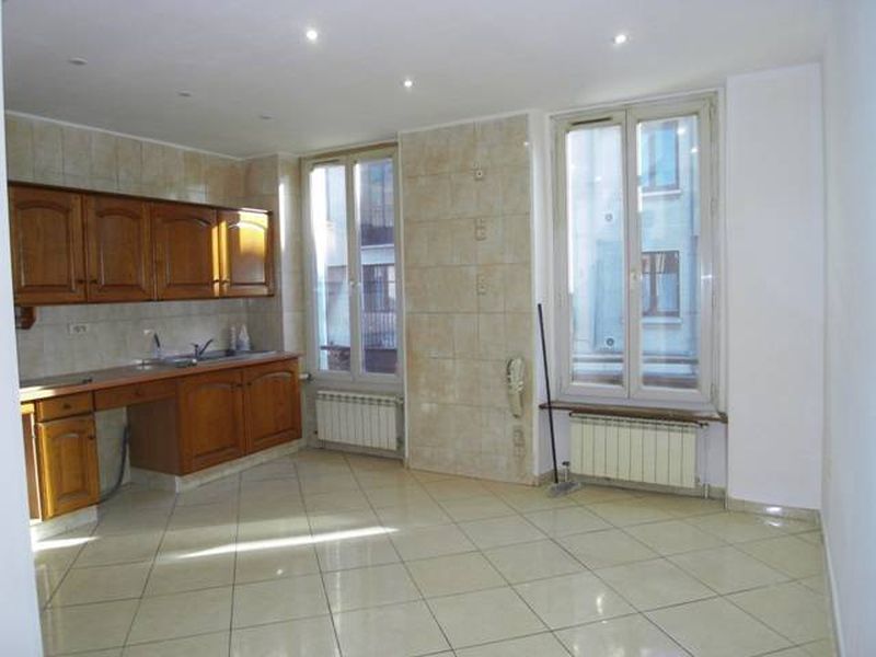 Appartement t2 à louer centre du village St Barnabé Marseille 12